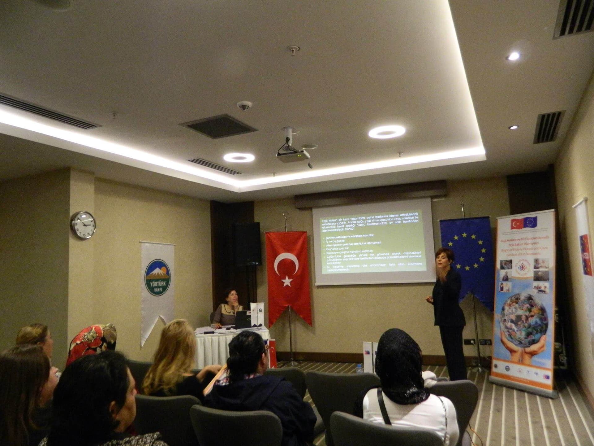 Demans Bakım Eğitimi - Huzurevi Ankara Uzman Personel Eğitimi — Ankara Huzurevi Demans Bakım Eğitimi - Huzurevi Ankara Uzman Personel Eğitimi — Yörtürk Huzurevi Ankara