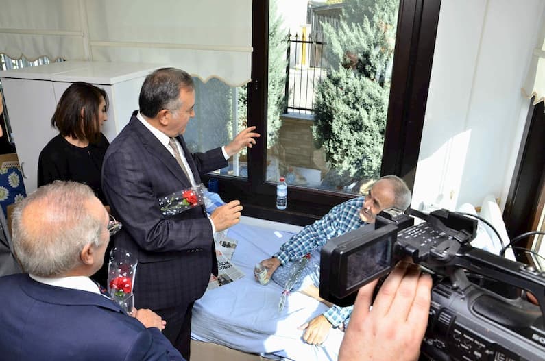 Yaşlı Bakım Merkezi Resmi Ziyaret - Huzurevi Ankara Protokol — Ankara Huzurevi Yaşlı Bakım Merkezi Resmi Ziyaret - Huzurevi Ankara Protokol — Yörtürk Huzurevi Ankara